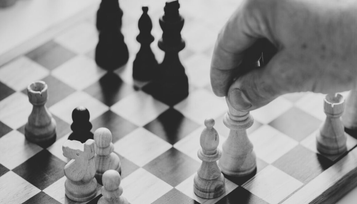 competition-decision-game-gray-scale-hands-help-1433771-pxhere.com-2